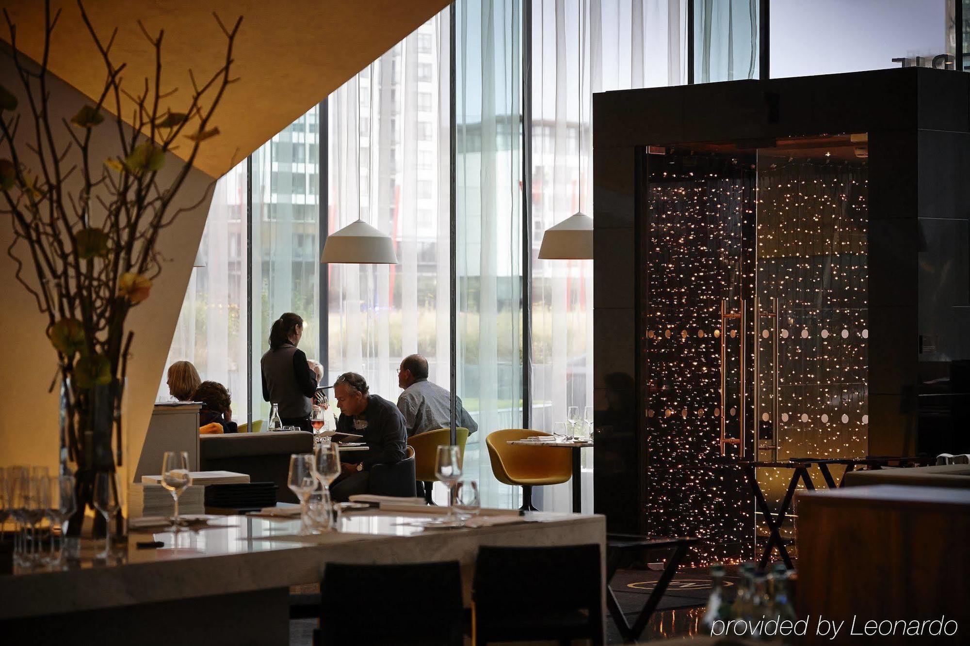 Anantara The Marker Dublin- A Leading Hotel Of The World Exterior photo Restaurant "Leona"